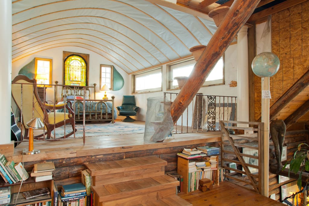 The Coolest Airbnb in Every State: Artist Cabin Airbnb