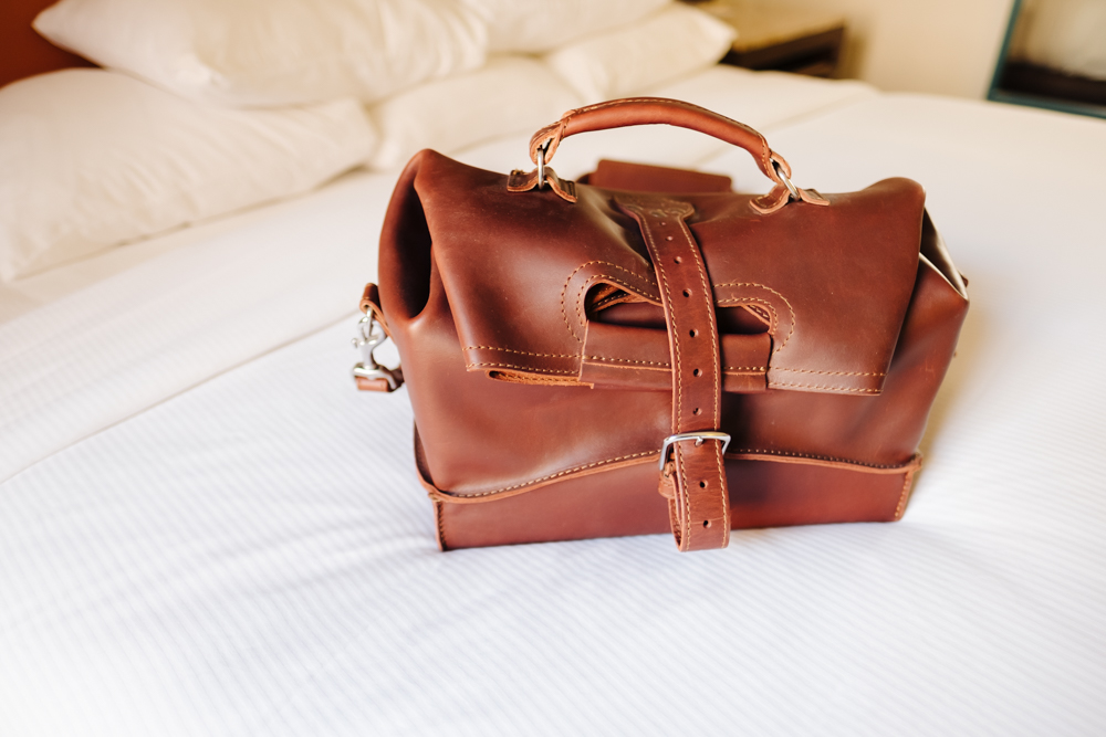 Saddleback leather overnight bag review