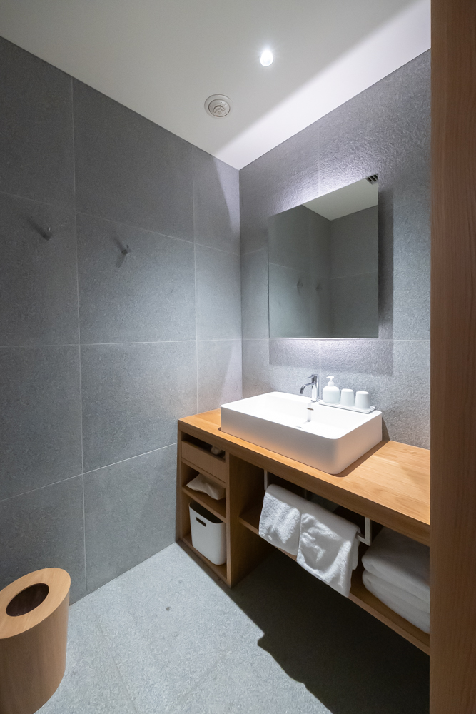 Muji Hotel Ginza Type E Room Bathroom