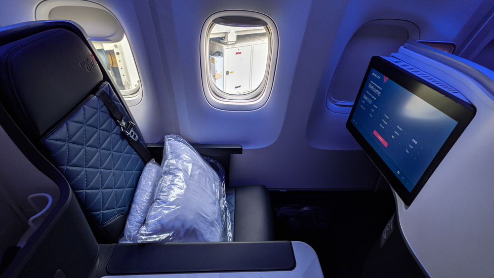 Delta One seat on flight to Hawaii
