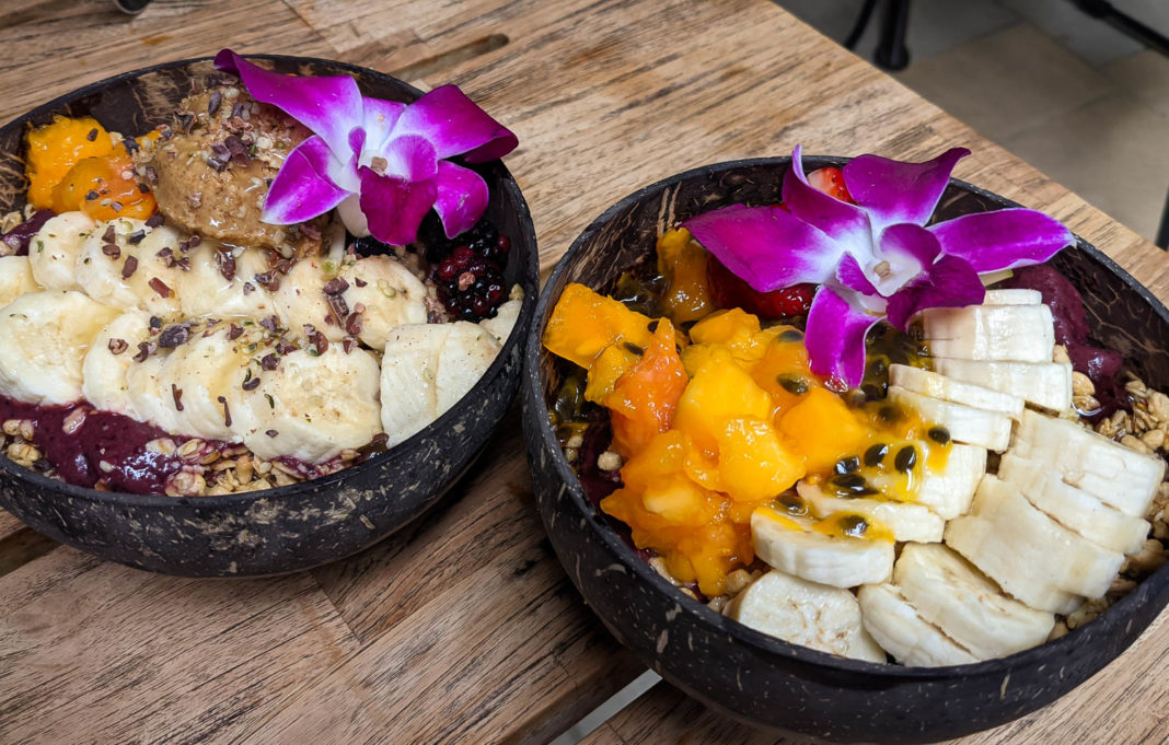 Best Açaí Bowls in Waikiki & Honolulu Hawaii